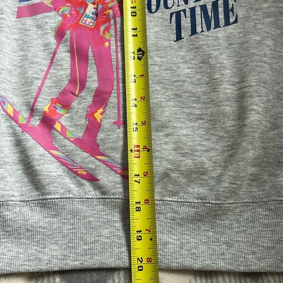 1220- Barbie Sweatshirt Junior Girl Size M NWT - Picture 7 of 7